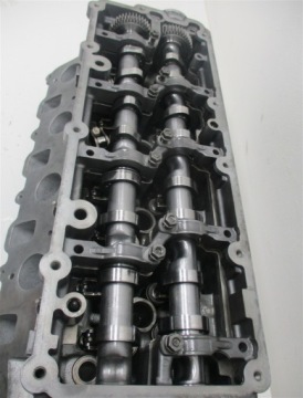 ПРАВАЯ ГОЛОВКА AUDI A8 D4 Q7 4.2 TDI V8 CDS CKD CUD 057354BK