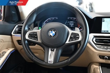 BMW Seria 3 G20-G21 Touring 2.0 330i 258KM 2021 BMW Seria 3 330i XDR TM Kierownica skorzanaSportowa automatyczna skrzynia, zdjęcie 3