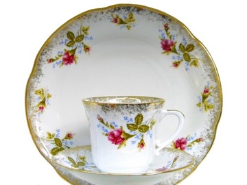 001 KAMELIA SPODEK 16 cm CHODZIEŻ MALCER PORCELANA
