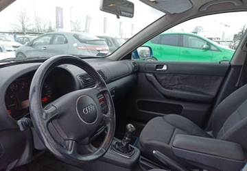 Audi A3 8L Hatchback 1.6 i 102KM 2002 Audi A3 Sportback Audi A3 Sportback 1.6 Benzyna 102KM, zdjęcie 7