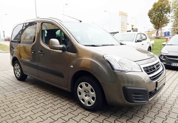 Peugeot Partner II Tepee Facelifting 2015 1.6 BlueHDi 100KM 2016 Peugeot Partner Climatronic, PDC, Tempomat, FVAT-Marza 1.6 Diesel 99KM, zdjęcie 2