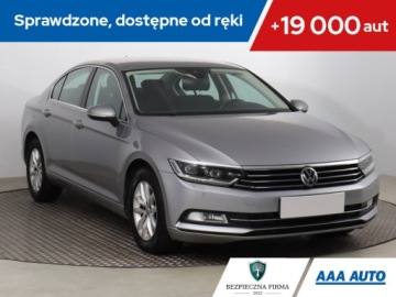 Volkswagen Passat B8 Variant 1.5 TSI EVO 150KM 2019 VW Passat 1.5 TSI, Salon Polska, Automat, Navi
