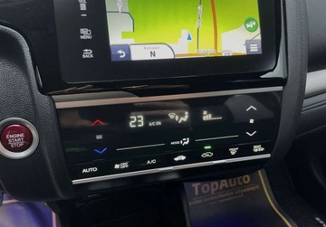 Honda Jazz IV Mikrovan 1.3 i-VTEC 102KM 2017 Honda Jazz 1.3i VTEC manual gwarancja Navi kamera CZUJNIKI asystent pasa, zdjęcie 27