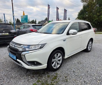 Mitsubishi Outlander III 2019 Mitsubishi Outlander Zasieg 60 km Super Stan Gwarancja Mechaniczna Sliczny