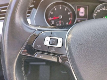 Volkswagen Passat B8 Limousine 1.8 TSI BlueMotion Technology 180KM 2017 Volkswagen Passat Salon PL, FV23, ACC, ASO, DSG 1.8 Benzyna 180KM, zdjęcie 22