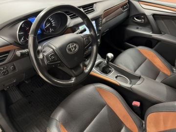 Toyota Avensis III Wagon Facelifting 2015 2.0 D-4D 143KM 2017 Toyota Avensis 2.0 D-4D Premium III (2009-) Toyota, zdjęcie 9
