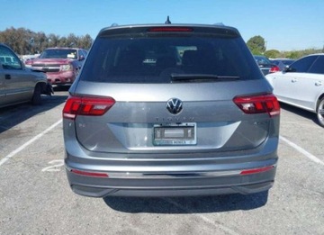 Volkswagen Tiguan II 2023 Volkswagen Tiguan 2023, 2.0L, 4x4, SE, od ubezpieczalni 2.0 Benzyna 184KM, zdjęcie 4