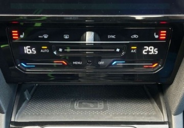 Volkswagen Passat B8 Variant Facelifting 2.0 TDI SCR 200KM 2022 Volkswagen Passat Elegance Pakiety, ACC, LED Matrix, ergoComfort z masaze, zdjęcie 28