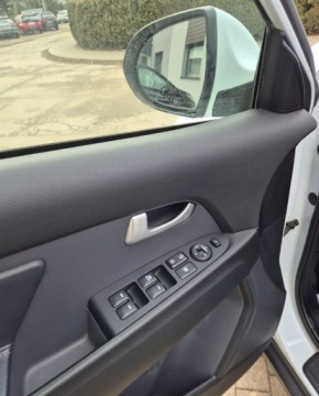 Kia Sportage III SUV Facelifting 1.7 CRDi 115KM 2015 Kia Sportage 1.7 CRDI manual bez rdzy bezwypadkowy Jeden wlasciciel 1.7, zdjęcie 14