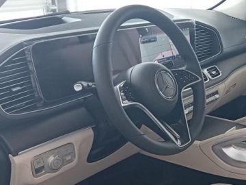 Mercedes GLE V167 SUV Facelifting 2.0 300d 269KM 2026 MERCEDES-BENZ GLE 300 d 4-Matic AMG Line 2.0 (269KM) 2026, zdjęcie 5