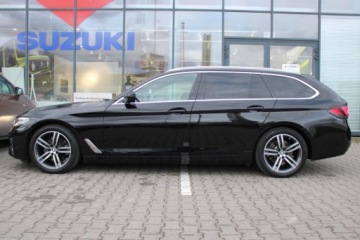 BMW Seria 5 G30-G31 Touring Facelifting 2.0 520d 190KM 2021 BMW SERIA 5 Luxury Line xdrive, zdjęcie 7