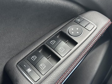 Mercedes Klasa A W176 Hatchback 5d AMG 2.0 45 AMG 360KM 2015 Mercedes-Benz A 45 AMG, zdjęcie 25