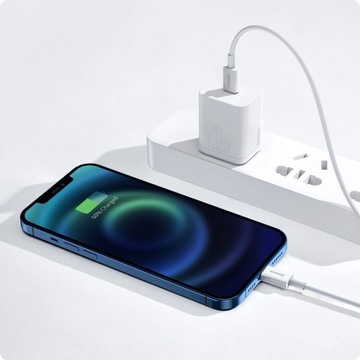 Кабель Baseus Superior Series USB-C/Lightning PD 20 Вт, 2 м — белый