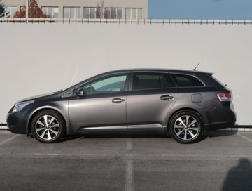 Toyota Avensis III Wagon 2.0 Valvematic 152KM 2011 Toyota Avensis 2.0 Valvematic, Salon Polska, zdjęcie 2