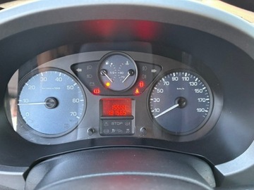 Peugeot Partner II Tepee Facelifting 2015 1.6 BlueHDi 120KM 2016 Peugeot Partner Tepee 1.6 BlueHDI 120KM 2016, zdjęcie 21