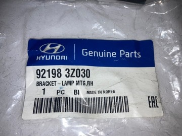 DRŽÁK SVĚTLOMET PRAVÉHO HYUNDAI I40 92198-3Z030