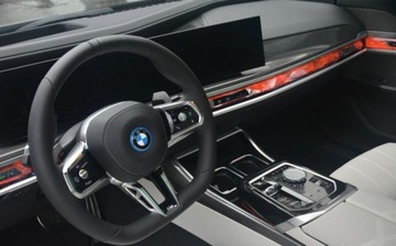 BMW Seria 7 G70 Sedan Plug-In 3.0 50e 489KM 2025 BMW Seria 7 BMW Bonkowscy Salon Polska 489KM Limuzyna 3.0 489KM, zdjęcie 7