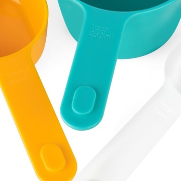 Набор кухонных мерных стаканчиков с воронкой и кувшином Кён.