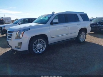Cadillac Escalade III 2016 Cadillac Escalade Platinum, 2016r., 4x4, 6.2L 6.2 Benzyna 420KM, zdjęcie 1