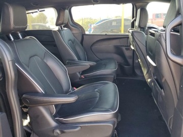 Chrysler Pacifica II 2022 Chrysler Pacifica HYBRID LIMITED, V6, 4x4 3.6 Hybryda 260KM, zdjęcie 8