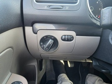 Volkswagen Golf VI Variant 1.6 TDI-CR DPF BlueMotion 105KM 2010 Volkswagen Golf 1.6 TDI 105 KM, Klimatyzacja,, zdjęcie 10