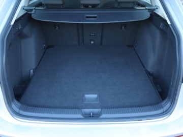 Volkswagen Golf VIII Variant 2.0 TDI 115KM 2022 VW Golf 2.0 TDI, Salon Polska, 1. Właściciel, zdjęcie 13