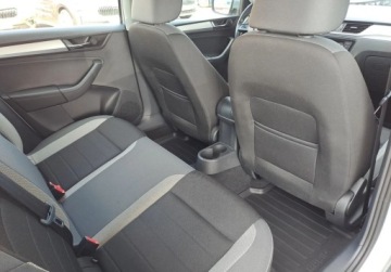 Skoda Rapid II Liftback Facelifting 1.0 TSI 95KM 2019 Skoda RAPID Ambition 1.0 TSI 95 KM Salon PL ASO VAT23 Benzyna 95KM, zdjęcie 9