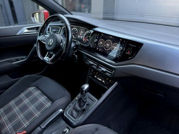 Volkswagen Polo VI GTI 2.0 TSI 200KM 2019 Volkswagen Polo GTI 2.0TSI 200KM DSG Car Pass, zdjęcie 29