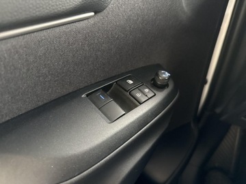 Toyota Yaris IV Hatchback 1.0 VVT-i 72KM 2022 Toyota Yaris 1.0 Comfort IV (2020-) 1.0 Comfort, zdjęcie 16