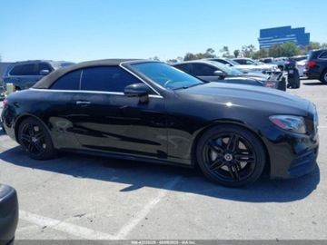 Mercedes Klasa E W213 2018 Mercedes-Benz Klasa E 400 2018 3.0l 3.0 Benzyna 329KM, zdjęcie 6