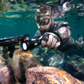 Аккумуляторный фонарь SEAC R3 FX 400 лм 100м