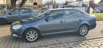 Skoda Octavia II Hatchback Facelifting 1.6 TDI CR DPF 105KM 2009 SKODA OCTAVIA II (1Z5) 1.6 TDI 105 KM, zdjęcie 4