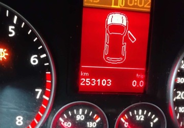 Volkswagen Scirocco III 2008 Volkswagen Scirocco 2008r, 2.0Benzyna. Uszkodzony prawy przod i lewy bok., zdjęcie 11