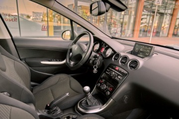 Peugeot 308 I SW Facelifting 2.0 HDI FAP 150KM 2013 Peugeot 308SW LIFT Executive 2.0HDI 150KM PDC Panorama Ledy Navi Grzane Fot, zdjęcie 13