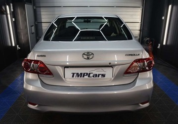 Toyota Corolla X Sedan Facelifting 1.4 D-4D 90KM 2013 Toyota Corolla Polski salon_1.4 D_90KM _ klimatyzacja _ podgrzewane fotele, zdjęcie 22