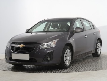 Chevrolet Cruze Hatchback 5d 1.6 16V DOHC 124KM 2012 Chevrolet Cruze 1.6 i 16V, Klima, Parktronic, zdjęcie 1