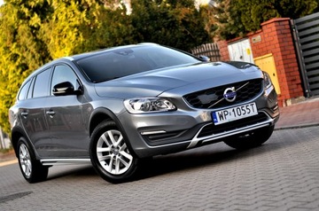 Volvo 2018 _V60 Cross Country_140.oookm_ _WZOROWO UTRZYMANY_ _Bezwypadkowy_ _Oryginał_, zdjęcie 2