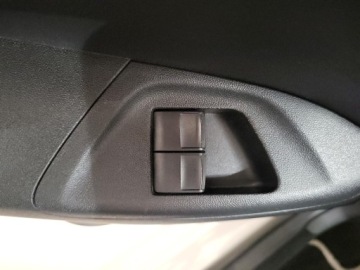 Toyota Aygo II Hatchback 5d 1.0 VVT-i 69KM 2014 Toyota Aygo 1.0 VVT-i X-play II (2014-) 1.0 VVT-i, zdjęcie 17