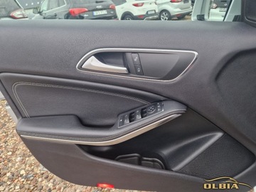 Mercedes Klasa A W176 Hatchback 5d 1.8 180 CDI BlueEFFICIENCY 7G-DCT 109KM 2013 Mercedes-Benz Klasa A A180 Automat Bi-Xenon 1.8 Diesel 109KM, zdjęcie 21