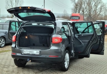 Volkswagen Tiguan I SUV 2.0 TDI CR DPF BlueMotion 140KM 2011 Volkswagen Tiguan 2,0 TDI CR 140KM 6-Biegow Klima 2.0 Diesel 140KM, zdjęcie 6