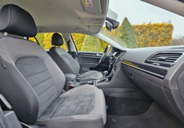 Volkswagen Golf VII Hatchback 3d Facelifting 1.5 TSI ACT 150KM 2017 Volkswagen Golf DSG, 1.5 Benzyna 150KM, Polecam 1.5 Benzyna 150KM, zdjęcie 5