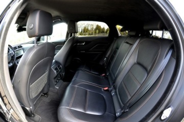 Jaguar F-Pace SUV 2.0 i4D 180KM 2019 Jaguar F-PACE 2.0 180KM Skóra Navi Led Kamera, zdjęcie 9
