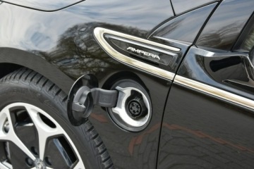 Opel Ampera 2012 Opel Ampera 1.4 150KM Hybryda Plug-in 2012r., zdjęcie 17