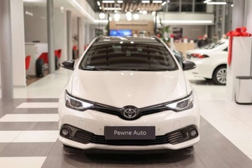 Toyota Auris II Touring Sports Facelifting 1.6 Valvematic 132KM 2017 Toyota Auris 1.6 Selection 1.6 Benzyna 132KM, zdjęcie 1