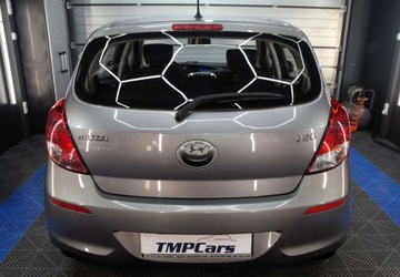 Hyundai i20 I Hatchback 5d Facelifting 1.2 DOHC 85KM 2012 Hyundai i20 Nawigacja_Klimatyzacja_5drzwi_ 1.2 Benzyna 85KM, zdjęcie 21