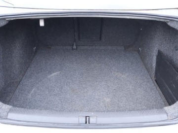 Volkswagen Jetta V 1.9 TDI 105KM 2006 VW Jetta 1.9 TDI, Klima, Klimatronic,ALU, zdjęcie 13