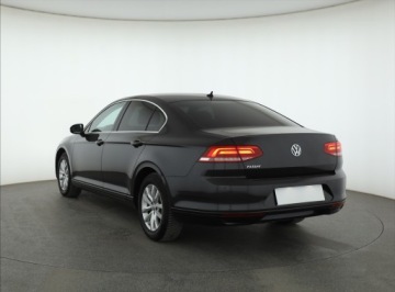 Volkswagen Passat B8 Limousine 2.0 TDI BlueMotion SCR 150KM 2019 VW Passat 2.0 TDI, Salon Polska, Automat, VAT 23%, zdjęcie 3