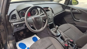 Opel Astra J GTC 1.6 CDTI Ecotec 110KM 2015 Opel Astra Opel Astra 2015 1,6 Cdti Salon Pl Zamiana 1.6 Diesel 110KM, zdjęcie 7