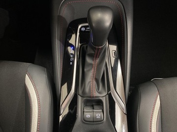 Toyota Corolla XII TS Kombi Facelifting 1.8 Hybrid 140KM 2023 Toyota Corolla 1.8 Hybrid GR Sport Dynamic Seria E, zdjęcie 19