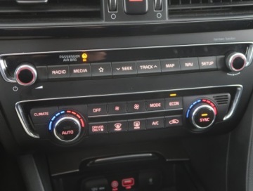 Kia Optima II Kombi PHEV Facelifting 2.0 GDi PHEV 205KM 2019 Kia Optima 2.0 GDI Hybrid, Salon Polska, zdjęcie 12
